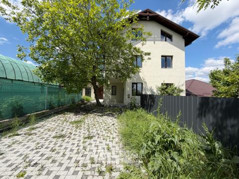 Houses for sale in Chisinau: Codru, Prepelitei str.