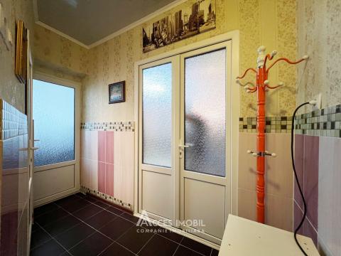 Рышкановка, ул. Мирон Костин, 2 комнаты. Середина дома!: 6