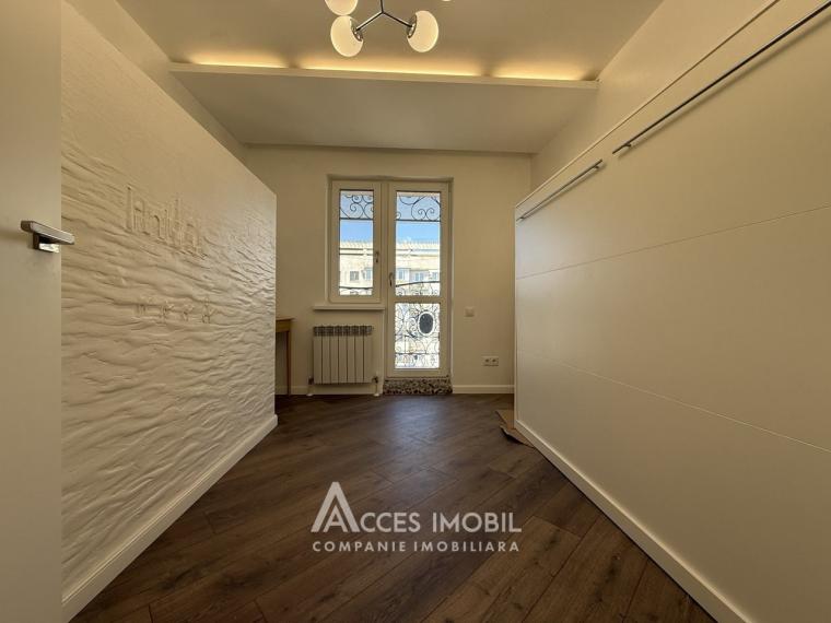 Center, Constantin Negruzzi Boulevard, 2 rooms + living room. Eurorepair!: 7