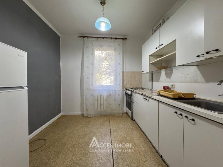 Ciocana, M. Sadoveanu street, 2 rooms. Eurorepair! Series 143!: 2