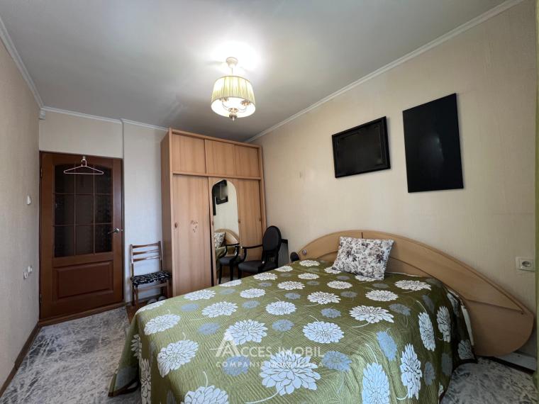Râșcani, Moscova Boulevard, 3 rooms. Authonomus!: 2
