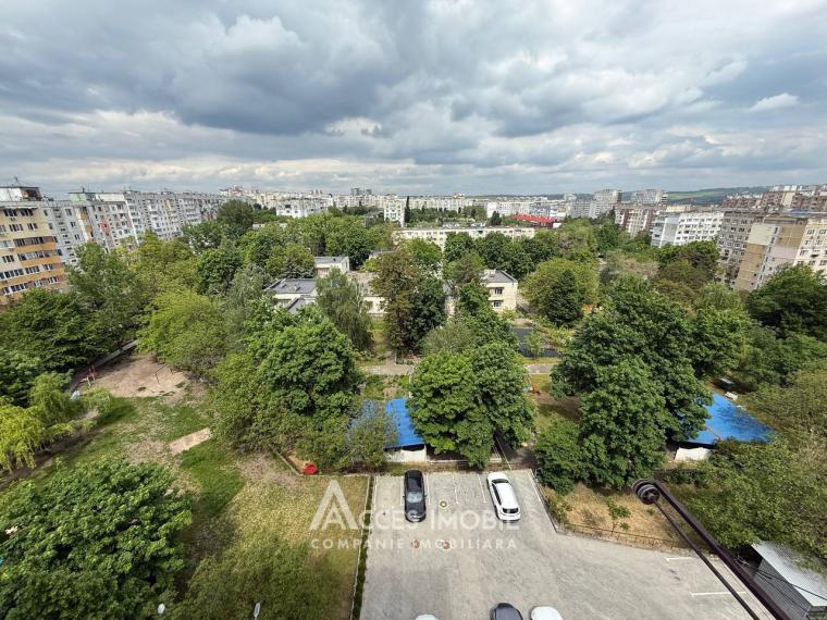 Ciocana, M. Sadoveanu street, 4 rooms. View! Autonomous heating!: 23