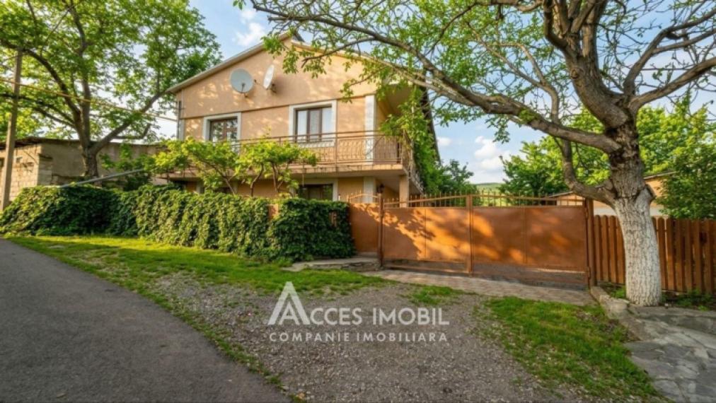 Casă în 2 niveluri! Cricova, str. Ion Ciorescu, 180m2 + 15 ari!: 0