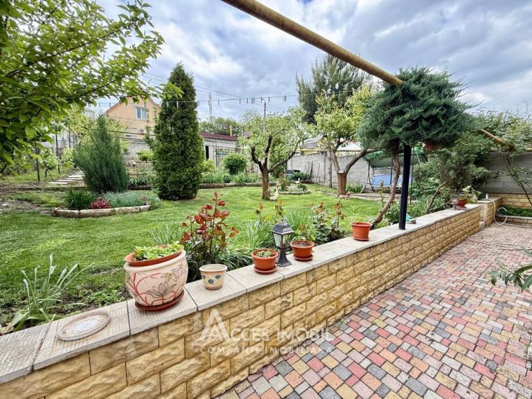Vilă în 3 niveluri! Codru, str. Europa, 175m2 + 6 ari! Euroreparație!: 23