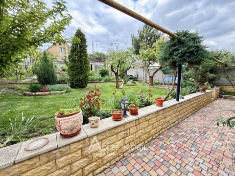 Vilă în 3 niveluri! Codru, str. Europa, 175m2 + 6 ari! Euroreparație!: 23
