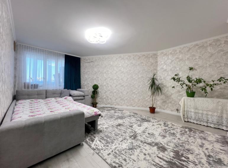 Bloc Nou! str. Calea Orheiului, Poșta Veche, 5+ camere. Euroreparație!: 5