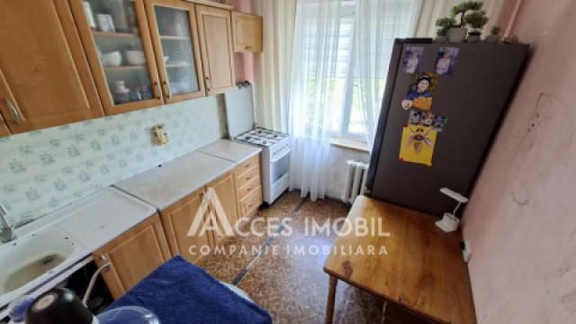 Botanica, str. Grenoble, 3 camere. Seria Varnița!: 9