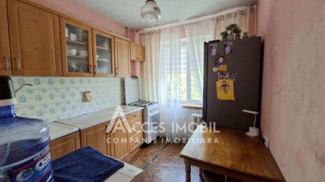 Botanica, str. Grenoble, 3 camere. Seria Varnița!: 10