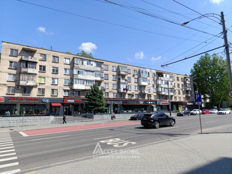 Botanica, Decebal Boulevard, 4 rooms.: 0