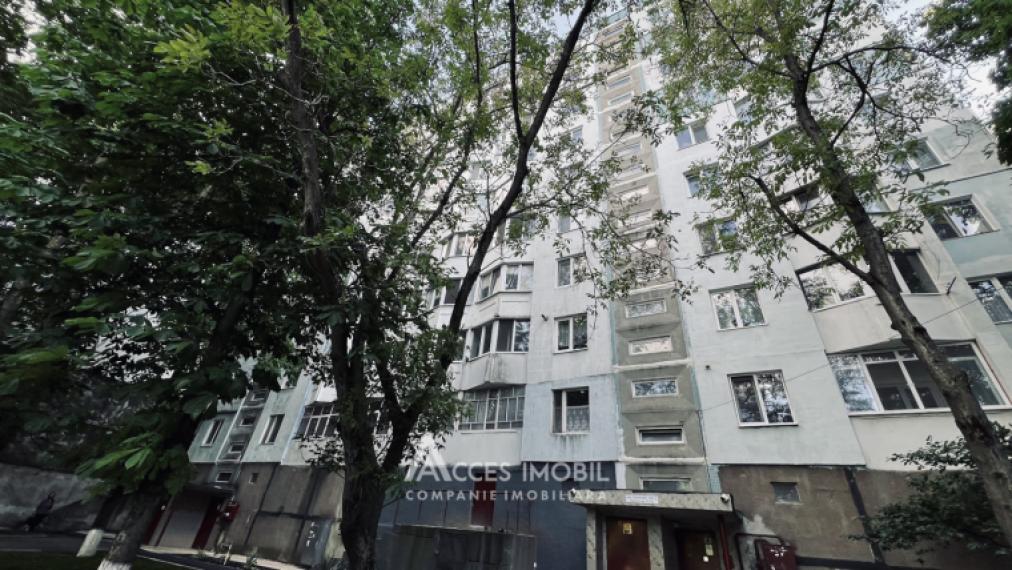 Botanica, str. Grenoble, 3 camere. Seria Varnița!: 0