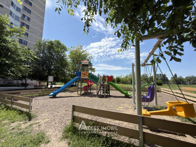 Râșcani, str. Andrei Doga, 3 camere + living. Euroreparație!: 12