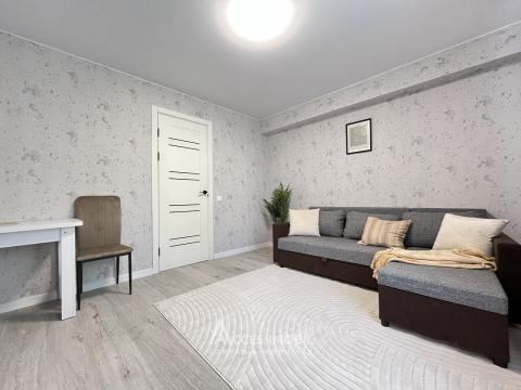Botanica, N. Zelinschi street, room! Middle position! Euro repair!: 1