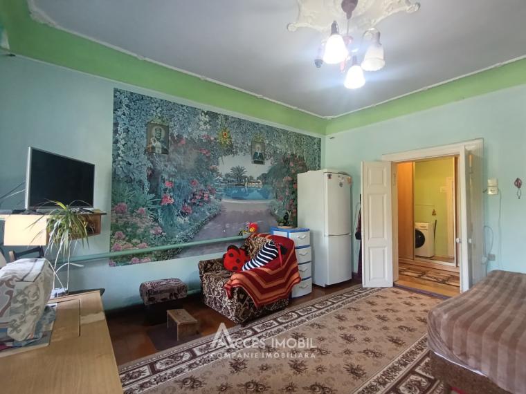 Center, Columna street, 3 rooms. Autonomous heating!: 3