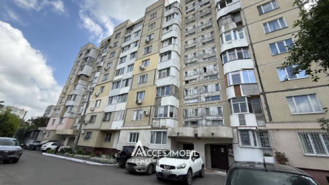 Aeroport, bd. Dacia, 4 camere. Seria 143!: 14