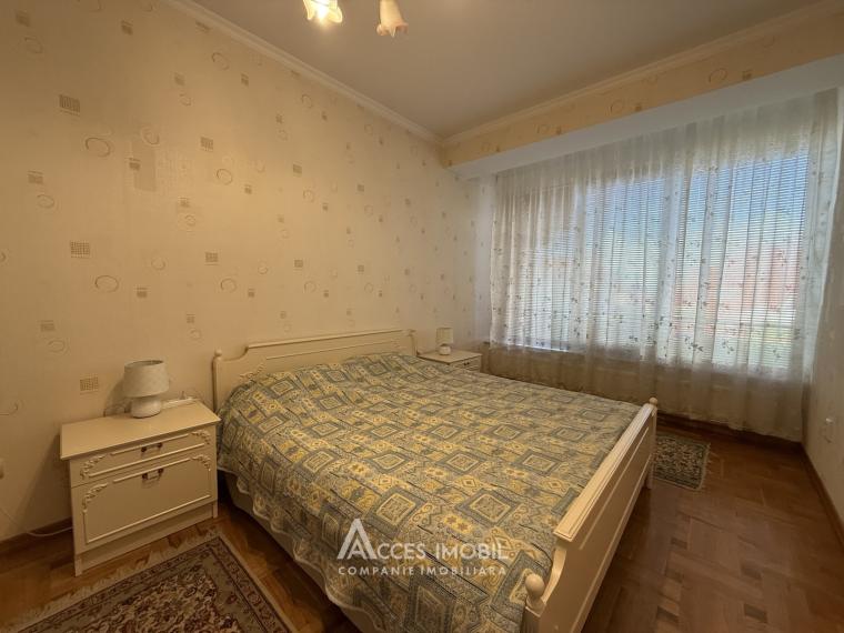 Chirie! Casă în 3 nivele! Telecentru, str. Mihail Berezovschi, 3 camere + living. Euroreparație!: 3