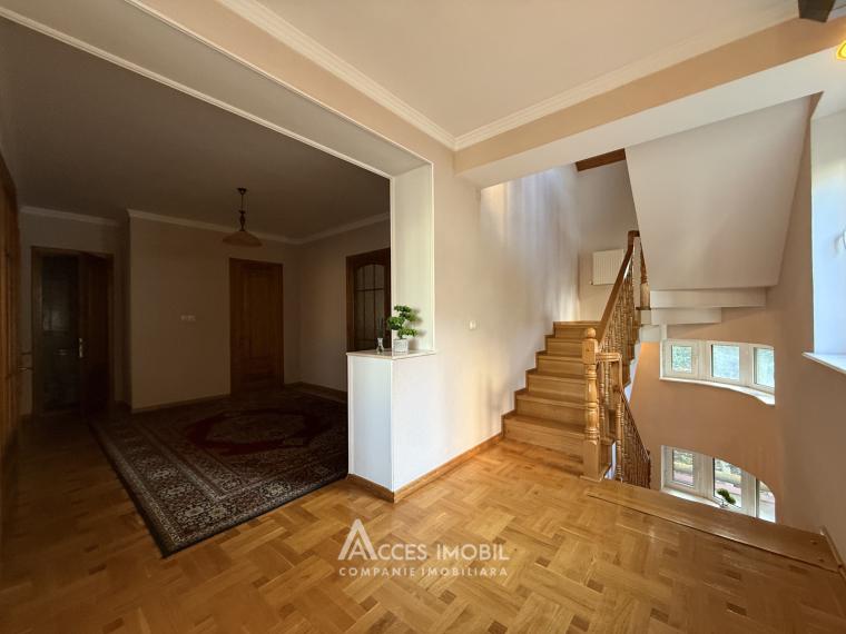 Chirie! Casă în 3 nivele! Telecentru, str. Mihail Berezovschi, 3 camere + living. Euroreparație!: 13