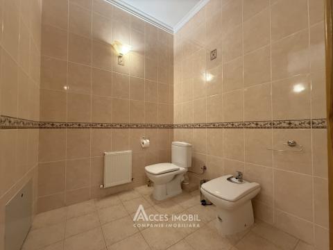 Chirie! Casă în 3 nivele! Telecentru, str. Mihail Berezovschi, 3 camere + living. Euroreparație!: 16