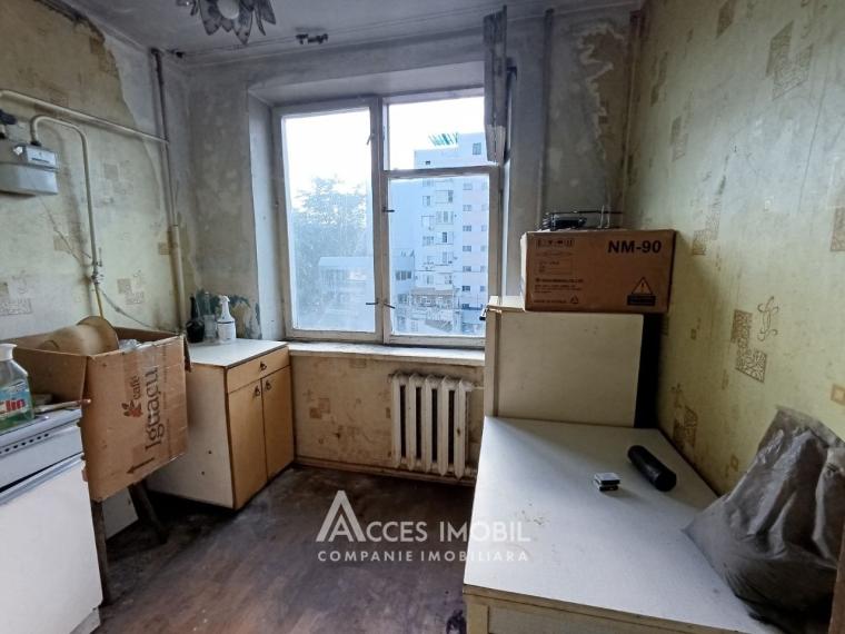 Botanica, Decebal Boulevard, 4 rooms.: 10