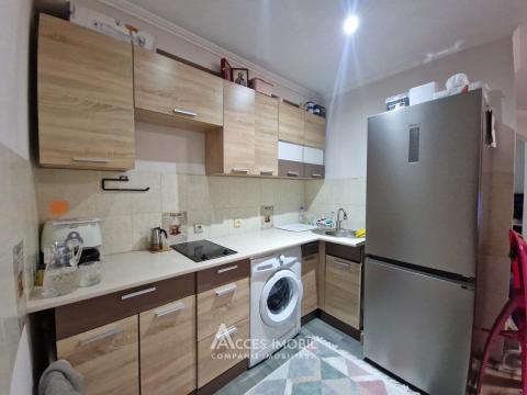 Botanica, Decebal Boulevard, 2 rooms + living room. Middle position!: 5