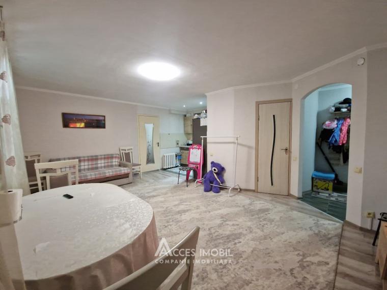 Botanica, Decebal Boulevard, 2 rooms + living room. Middle position!: 4