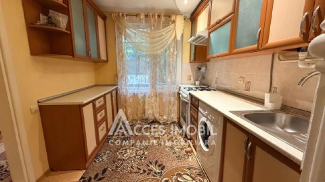 Botanica, bd. Traian, 3 camere + living. Încălzire autonomă!: 26
