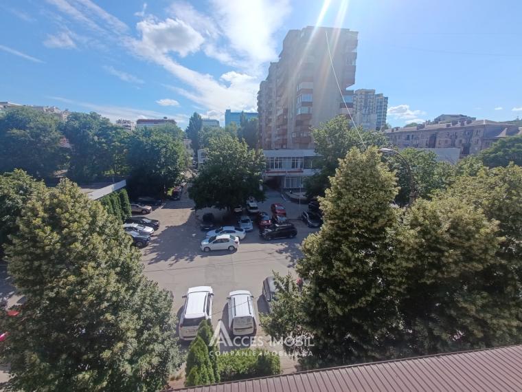 Apartament 2 camere, Centru, str. Alexandr Pușkin, Euroreparație: 15