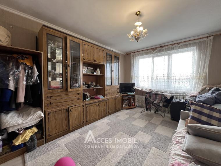 Buiucani, Piața Unirii Principatelor, 2 camere. Localizare de Mijloc!: 1
