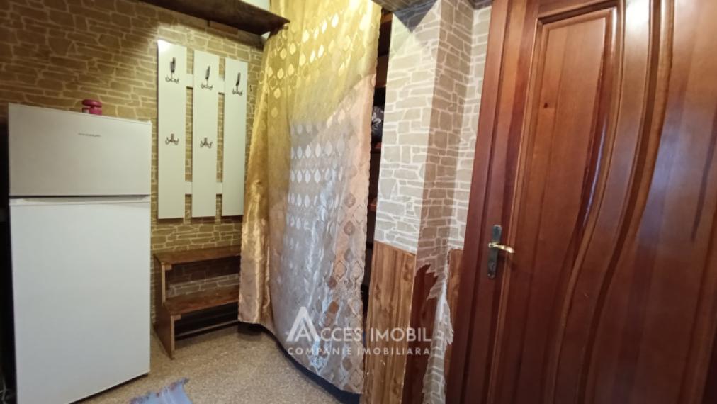 Buiucani, str. Calea Ieșilor, 1 cameră. Localizare de mijloc!: 7