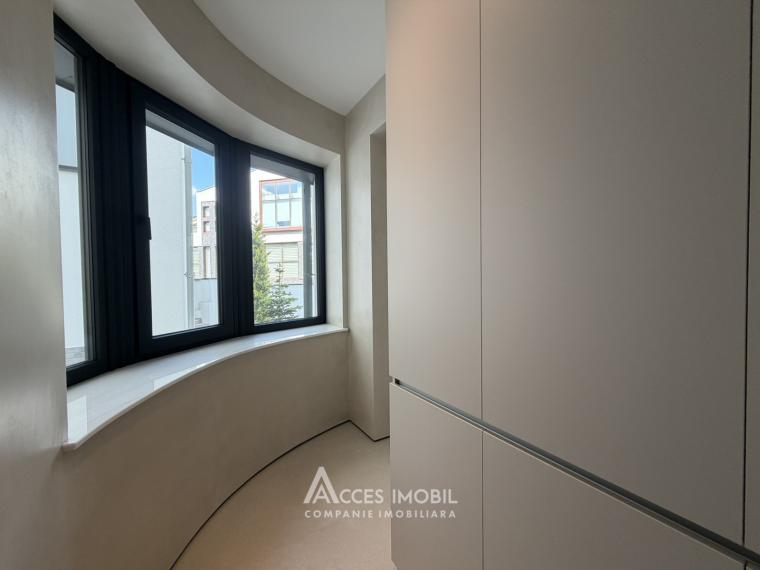 For Rent! 2 floors house! Rascani, Academician Sergiu Radautanu street, 290m2 + 6 aries! Premium repair!: 40