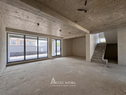 Casă în 2 niveluri! Durlești, str. Zelenoaia, 3 camere + living, 180m² + 4 ari. Varianta albă!: 1