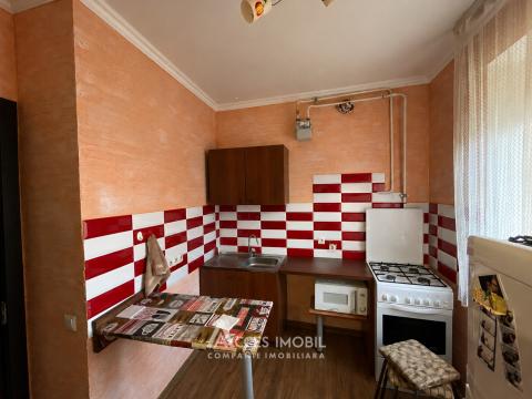Botanica, Traian Blvd, 1 room + living room. Brejnevka!: 3