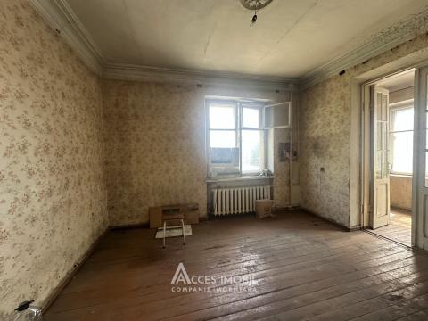 Buiucani, Ion Creangă street, 1 room. Stalinka!: 2