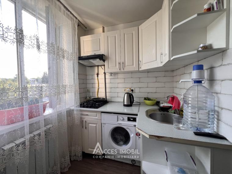 Buiucani, Grigore Alexandrescu street, 2 rooms + living room. Middle position!: 3