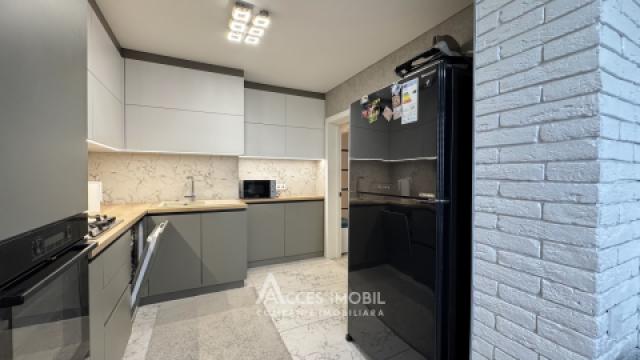 Center, Ismail Street, 3 rooms + living room. Eurorepair! Series 143!: 3