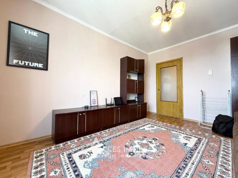 Chirie! Buiucani, p-ța Unirea Principatelor, 2 camere. Euroreparație!: 2