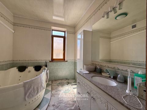 Casă! Durlești, str-la 1 Balcani, 4 camere + living, 129m2 + 13 ari. Încălzire Autonomă!: 22