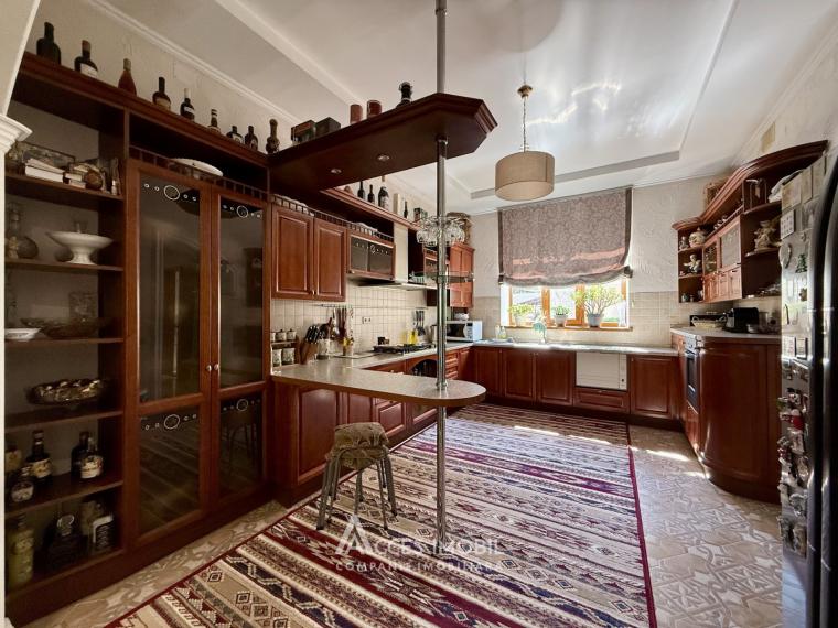 Casă! Durlești, str-la 1 Balcani, 4 camere + living, 129m2 + 13 ari. Încălzire Autonomă!: 16