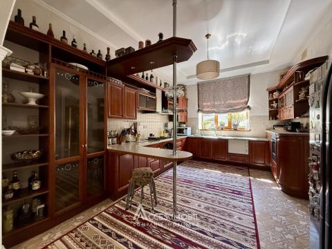 Casă! Durlești, str-la 1 Balcani, 4 camere + living, 129m2 + 13 ari. Încălzire Autonomă!: 16
