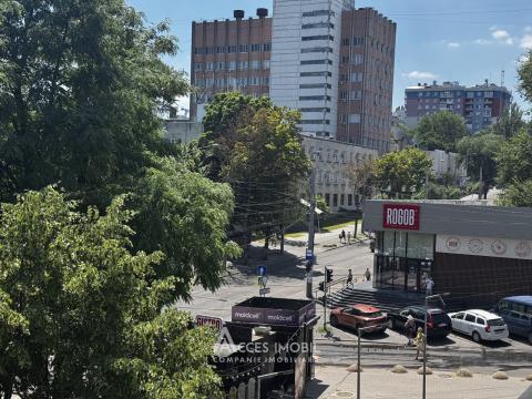 Telecentru, șos. Hâncești, 3 camere. Brejnevka!: 14