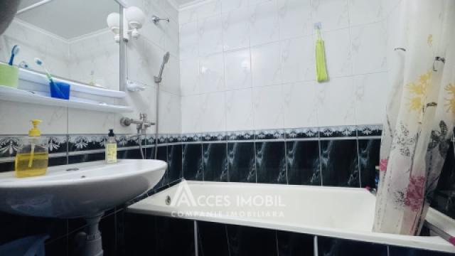 Buiucani, Alba-Iulia street, 4 rooms + living room. Autonomous heating! Series 143!: 10