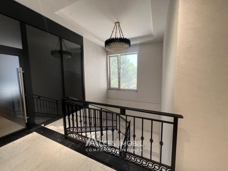 Rent! Commercial space 35m², Center, Mitropolit Petru Movila street. Eurorepair!: 9