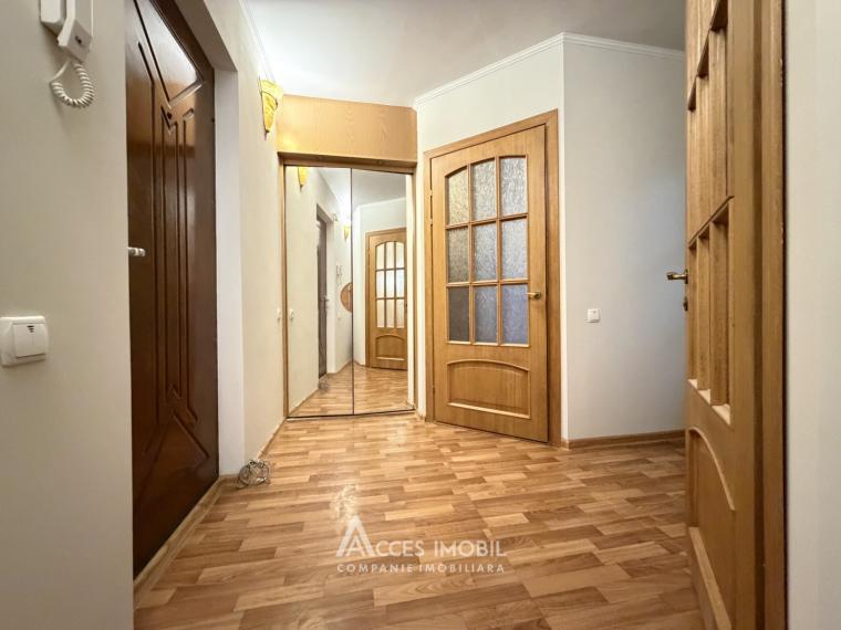 Botanica, bd. Traian, 2 camere. Seria Hrușciovka!: 8