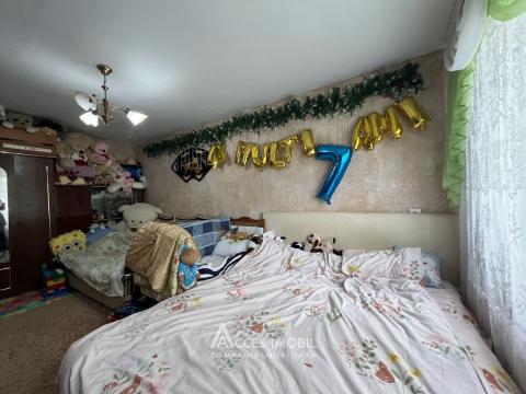Ciorescu, str. Moldova, 1 cameră. De mijloc!: 2