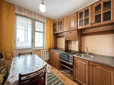 Râșcani, bd. Moscova, 2 camere. De mijloc!: 4