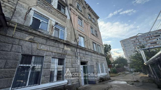 : Botanica, str. Cetatea Albă
