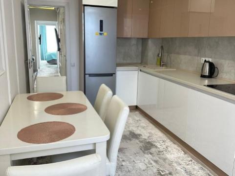 Basconslux! Telecentru, str. Sprîncenoaia, 3 camere + living. Euroreparație!: 1