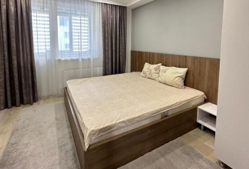 Basconslux! Telecentru, str. Sprîncenoaia, 3 camere + living. Euroreparație!: 2