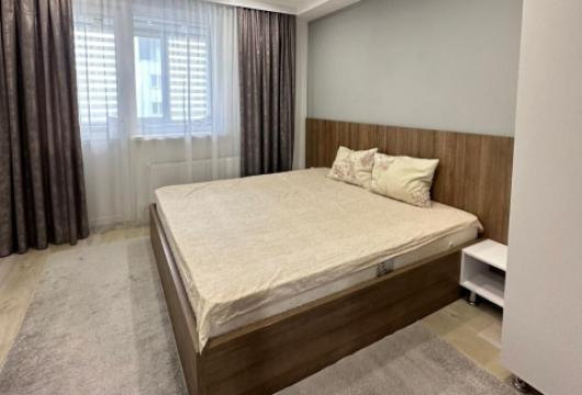 Basconslux! Telecentru, str. Sprîncenoaia, 3 camere + living. Euroreparație!: 2