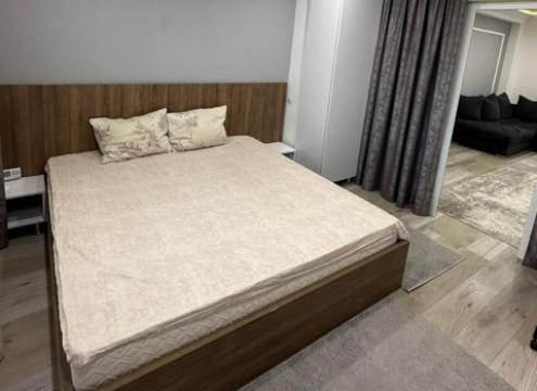 Basconslux! Telecentru, str. Sprîncenoaia, 3 camere + living. Euroreparație!: 4
