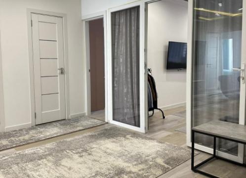Basconslux! Telecentru, str. Sprîncenoaia, 3 camere + living. Euroreparație!: 10